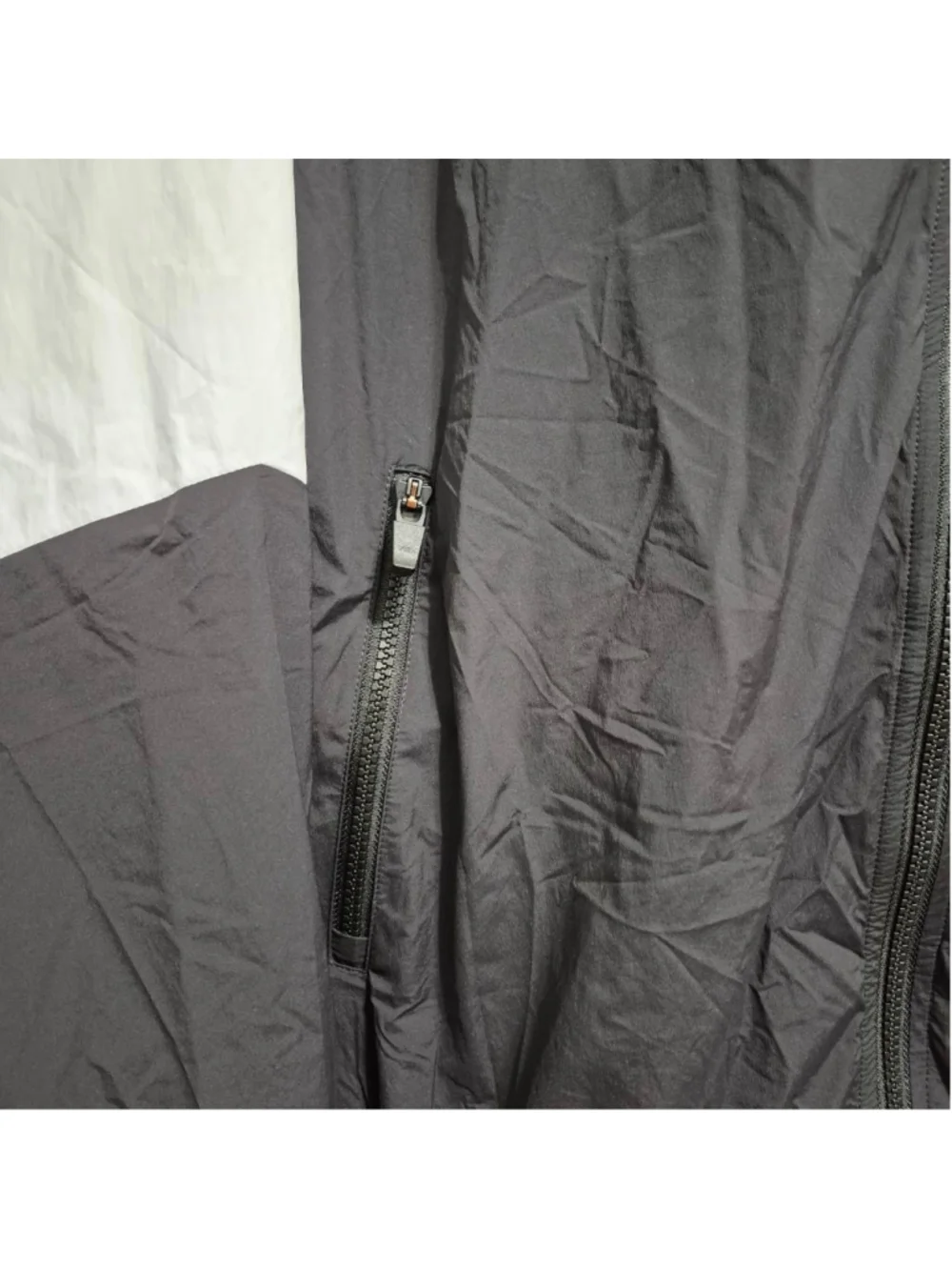 Men's REDVANLY Windbreaker XL Black & White